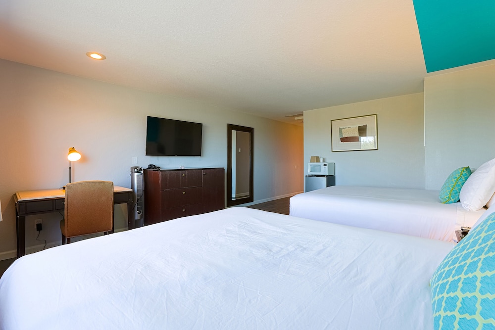 Coast River Inn by OYO Seaside - photo 14