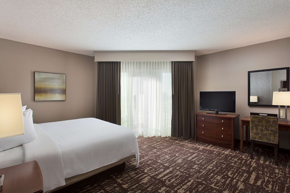 Embassy Suites by Hilton Dallas Frisco Hotel & Convention Center - photo 16