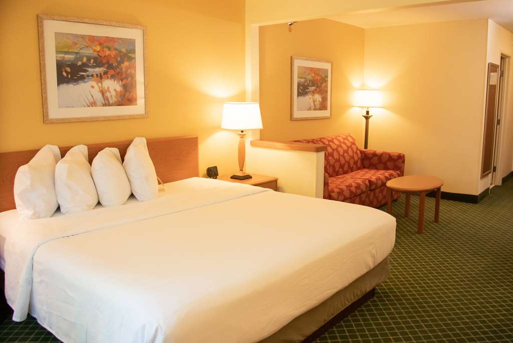 Wingate by Wyndham Sioux City - photo 12