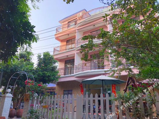 Weizhoudaoxingyukezhan - carbon neutral hotel in Beihai