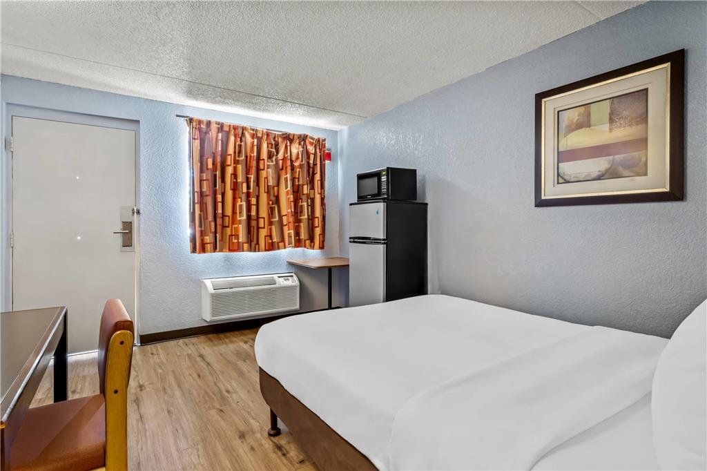 Rodeway Inn Albuquerque West - photo 23