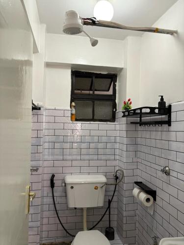 Cozy 1BR with Kitchen Balcony and Wi Fi near CBD