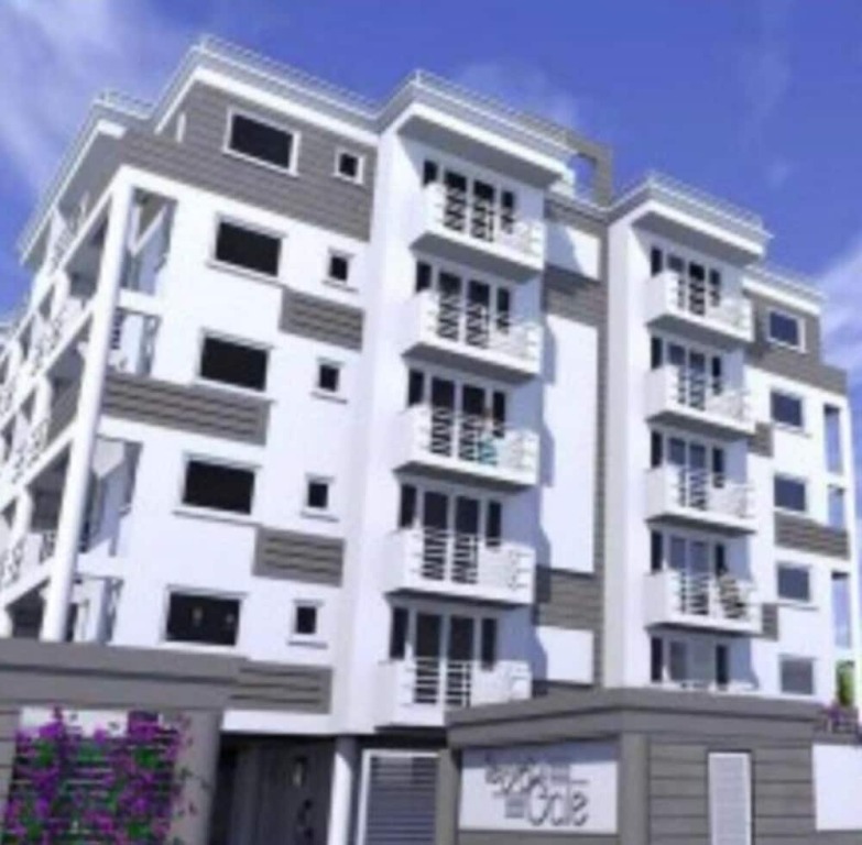 Kensington With Pool in Kingston, Jamaica