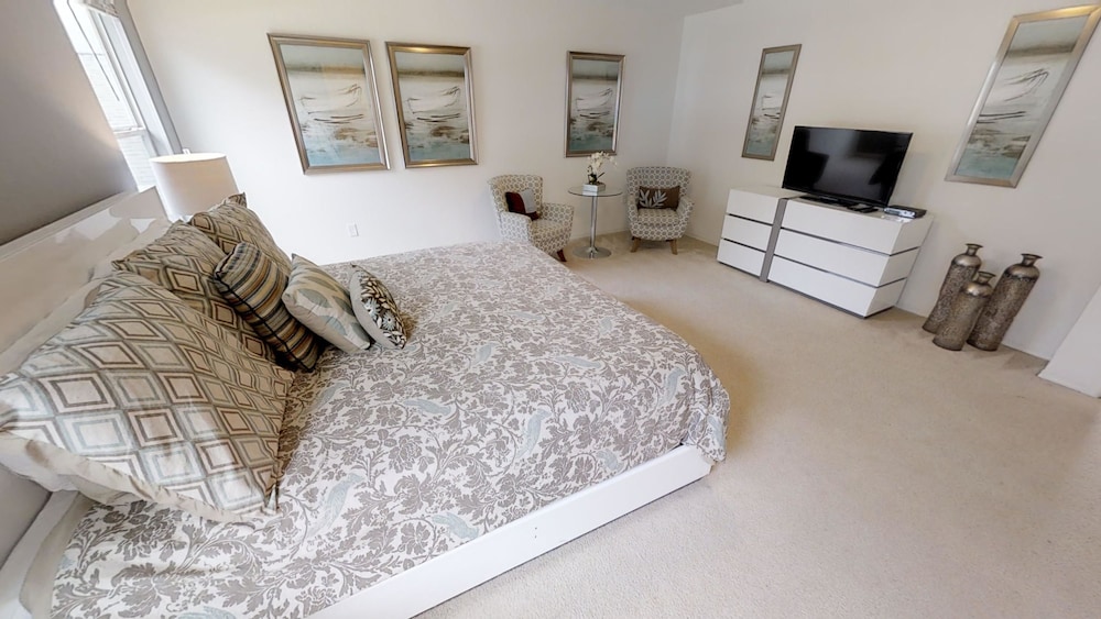 Crystal Cove Resort - photo 12