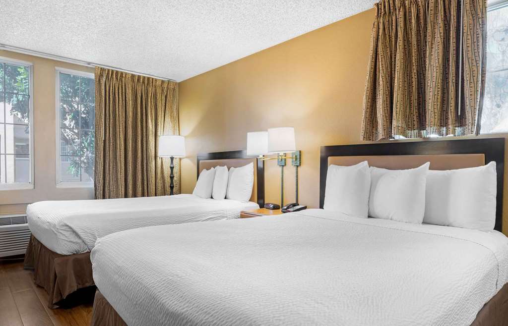 Extended Stay America Suites San Diego Fashion Valley - photo 20