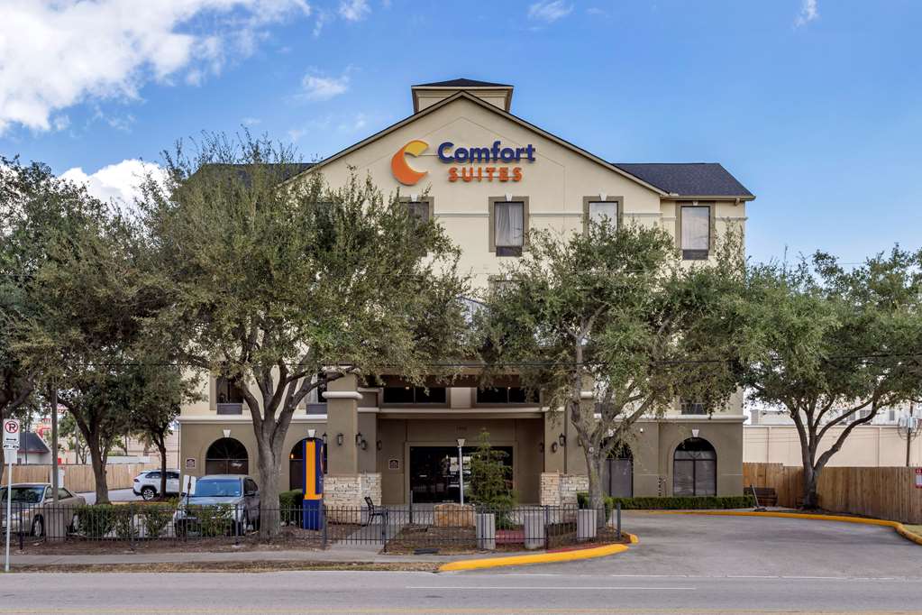 Comfort Suites Houston near Medical Center NRG Stadium - photo 2