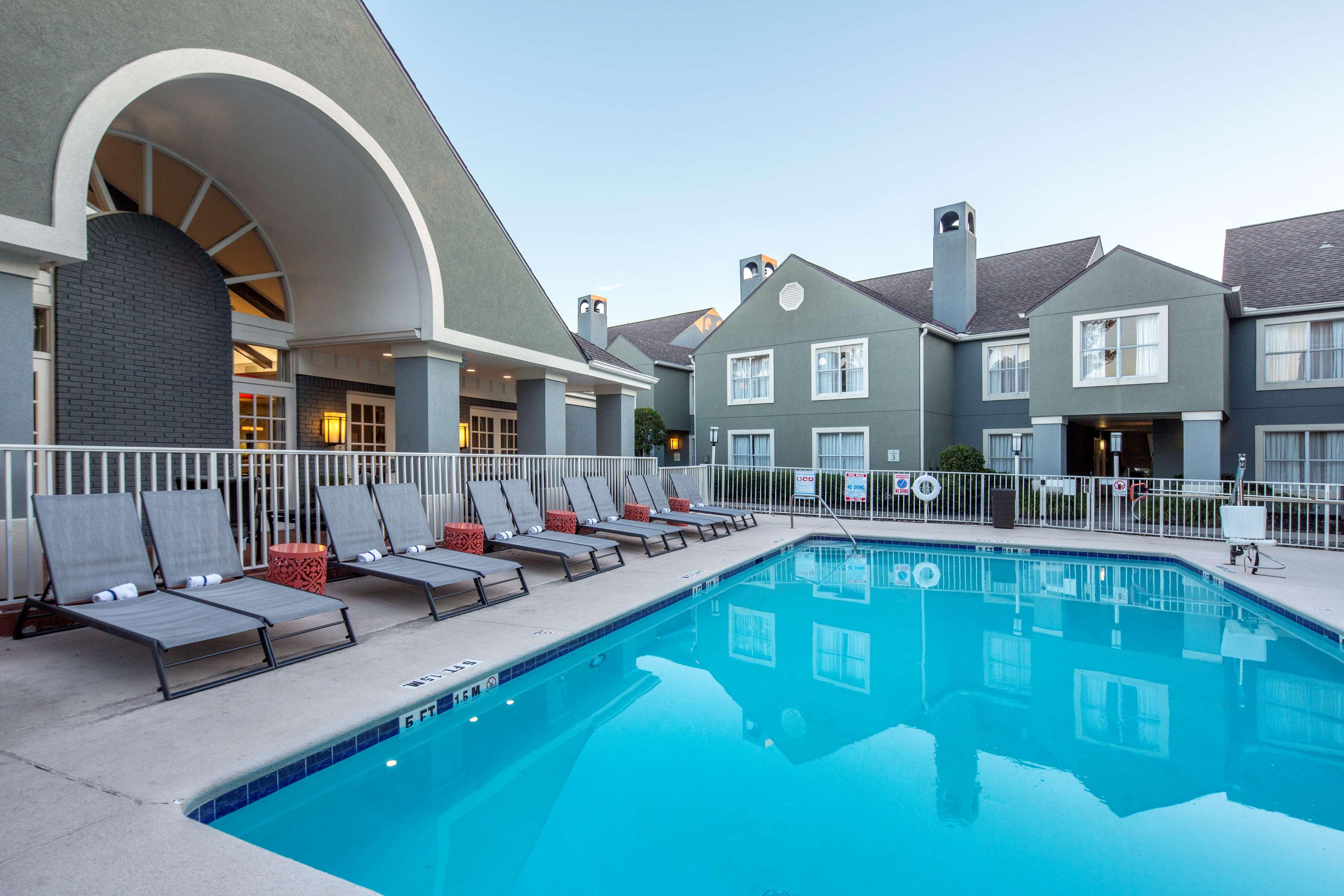 Homewood Suites by Hilton Savannah - photo 23