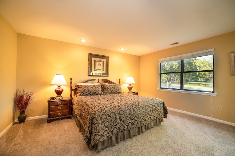 Pointe Royale Condominium Resort & Golf Course - photo 37