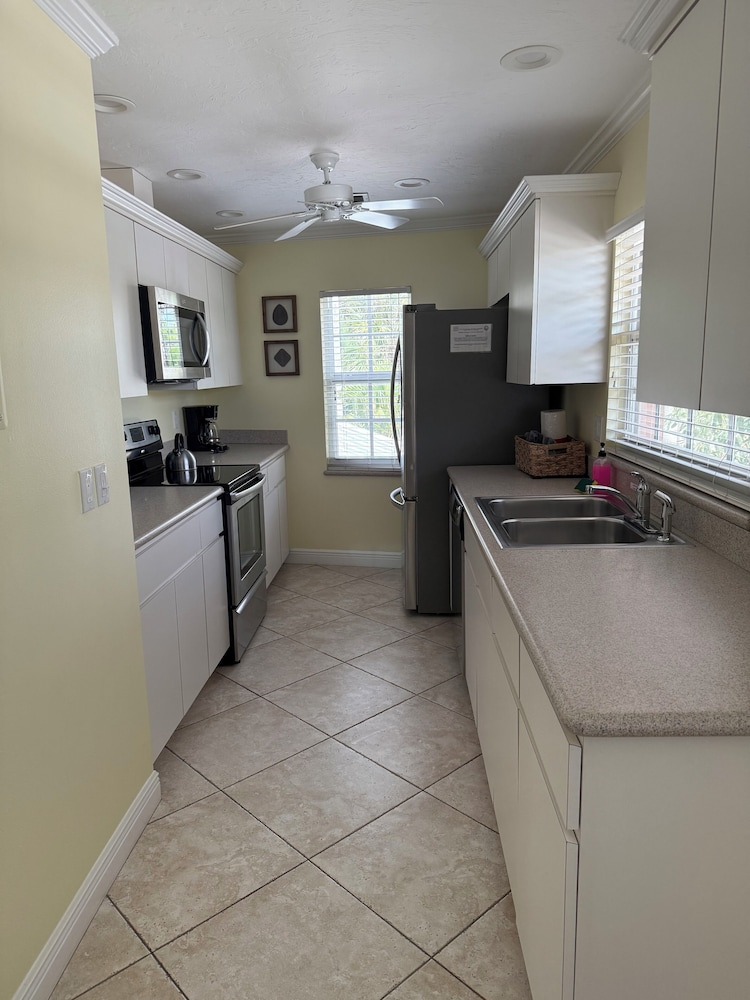 Siesta Key Inn - photo 15