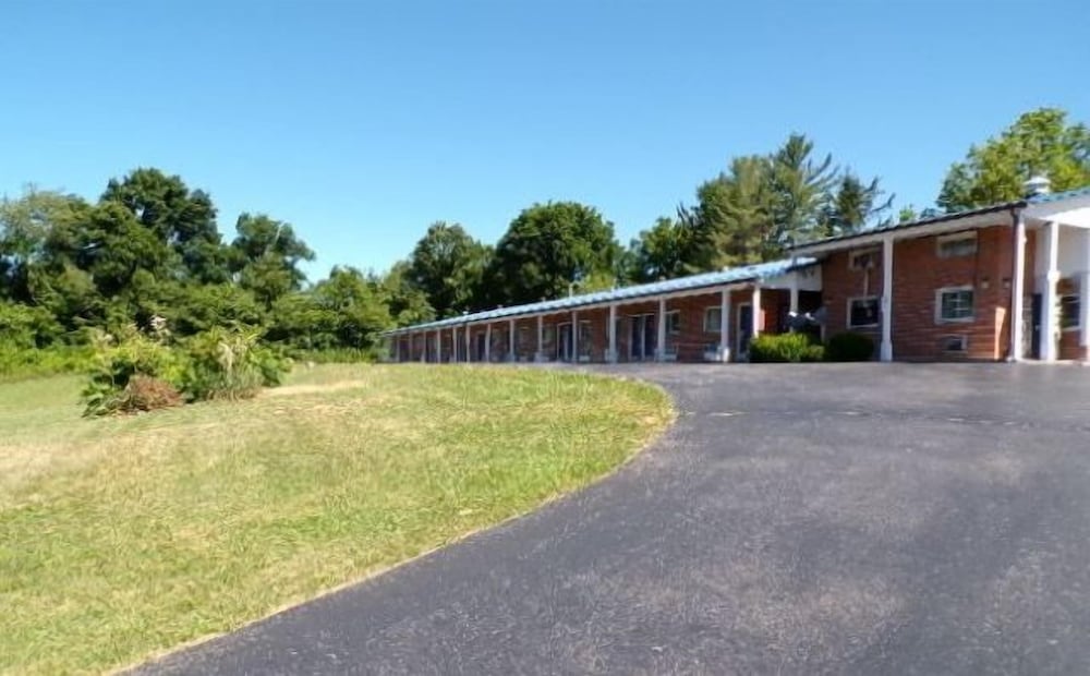 Hotel O Relax Inn Lewisburg near I 64 - photo 24