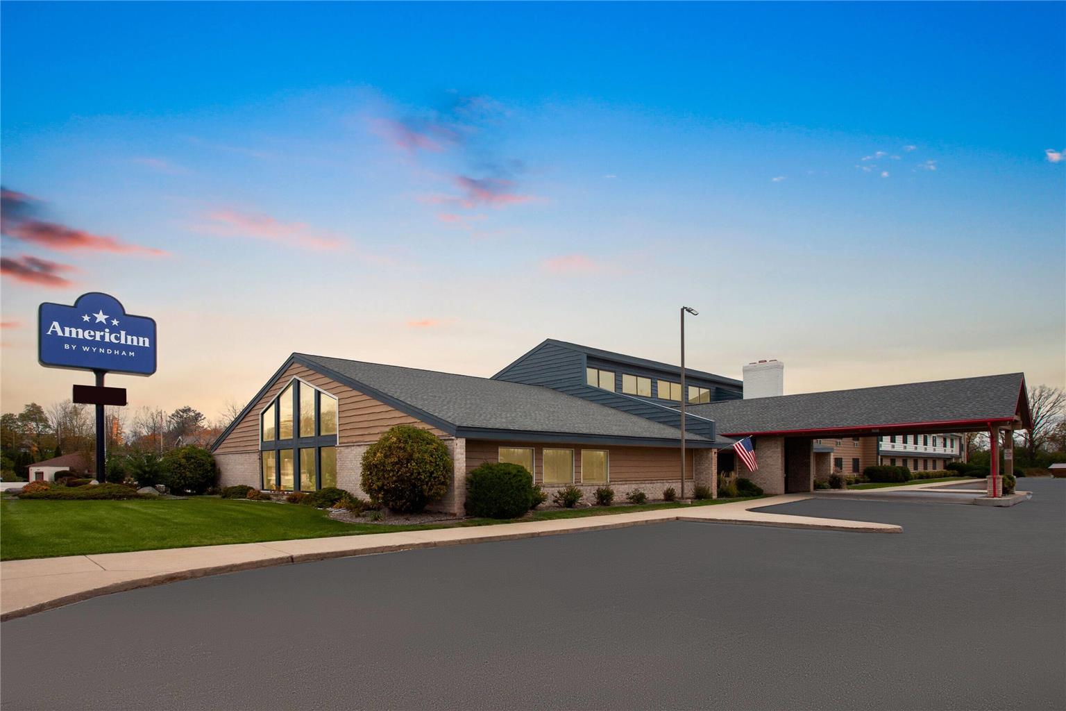 AmericInn by Wyndham Green Bay West in Green Bay, United States