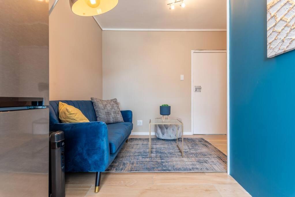 Stylish 1 Bed near Sea Point Promenade
