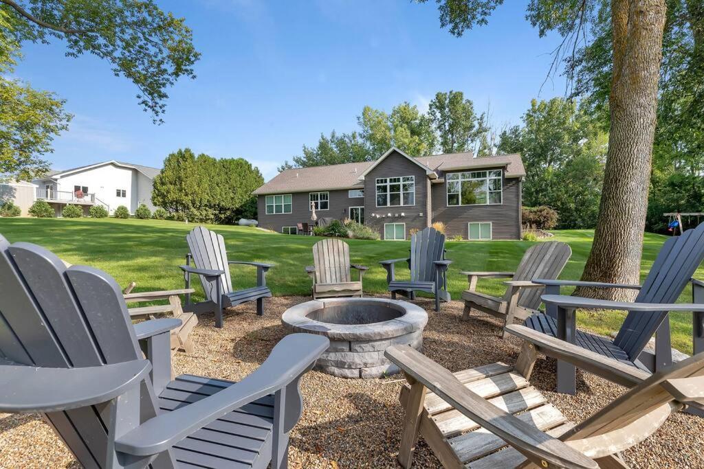 Long Lake Vacay — hotel in Willmar