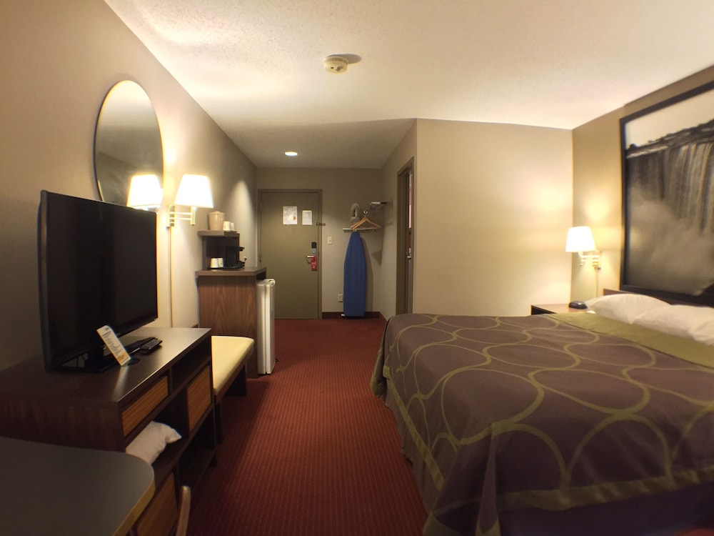 Super 8 by Wyndham Niagara Falls NY - photo 20