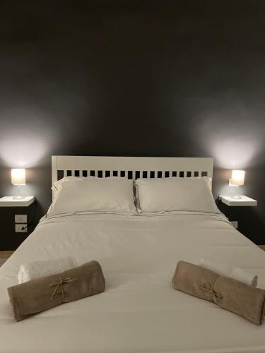 Suite 22 — 4-Star Luxury Hotel in Bari, Italy