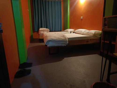 Hotel Baishnav Mugling — Unknown City — photo 4