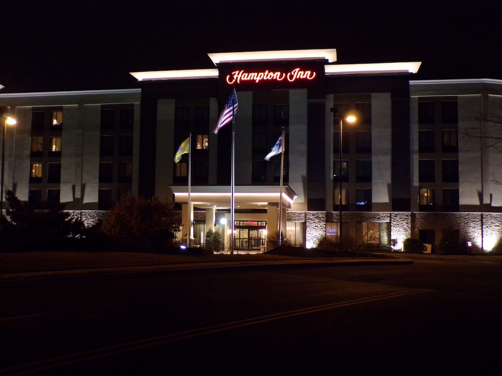 Hampton Inn Carlstadt At The Meadowlands - photo 40