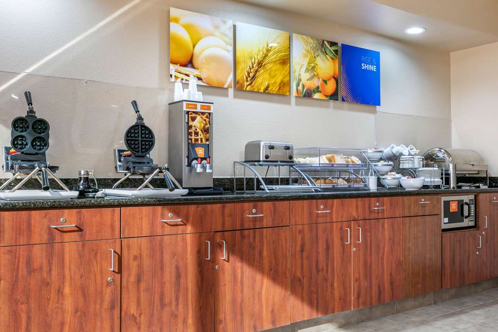 Comfort Inn & Suites Van Buren Fort Smith - photo 30