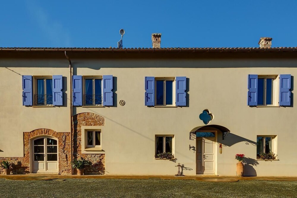 Podere Demetra — 4-Star Luxury Hotel in Novi Ligure, Italy