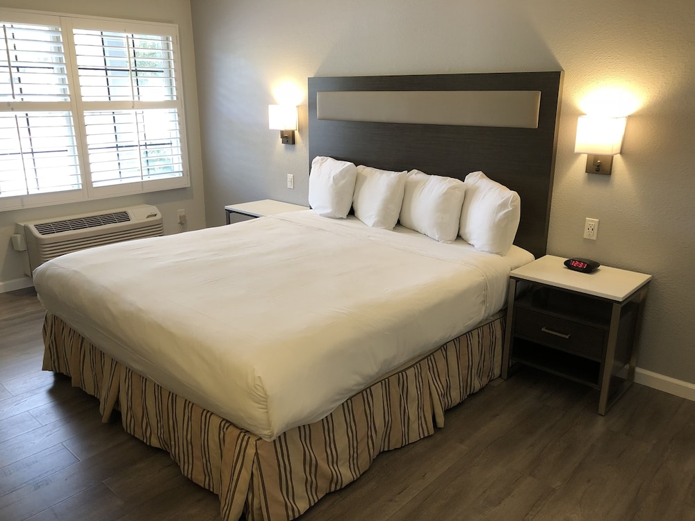 Rodeway Inn Milpitas Near Great Mall - photo 6