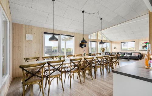 Awesome Home In Ringkøbing With Sauna — Ringkobing — photo 5