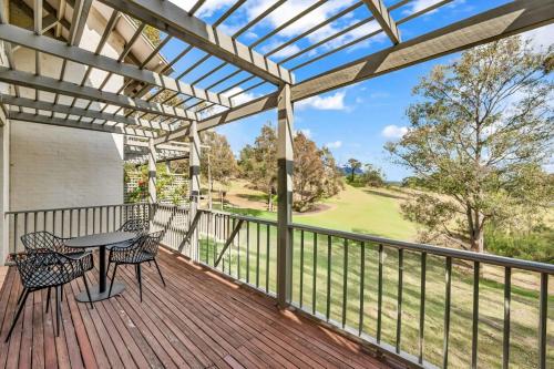 Refreshing Valley Escape in Pokolbin, Australia