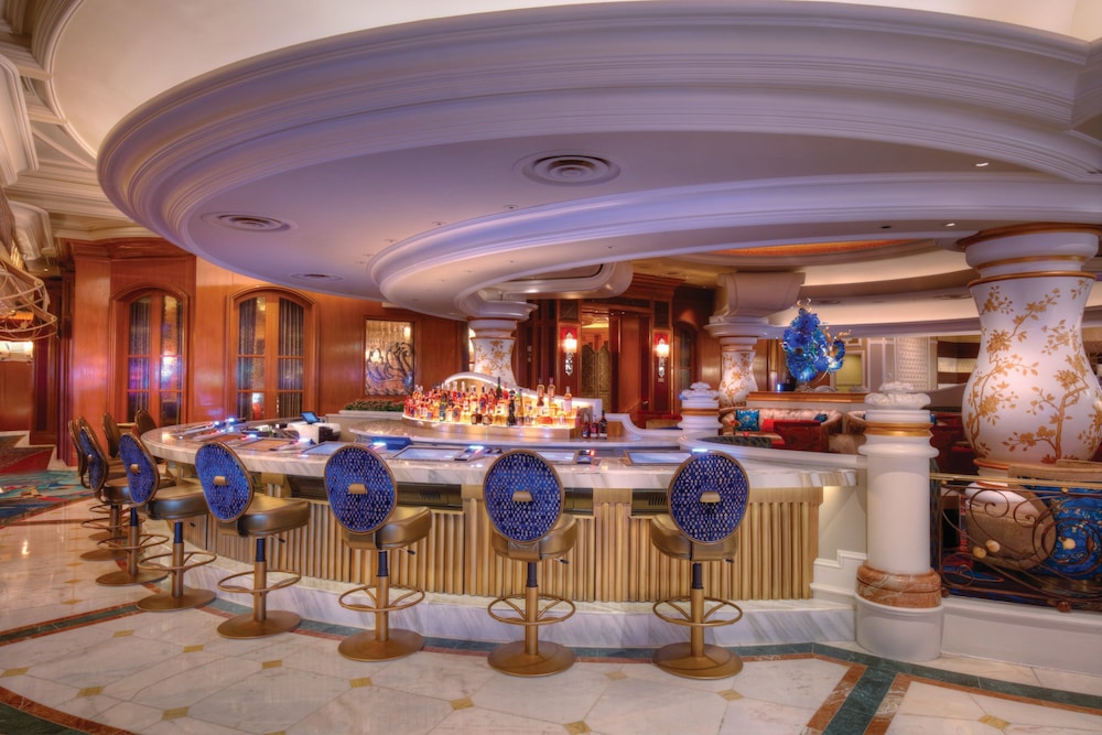 מזון ומשקאות