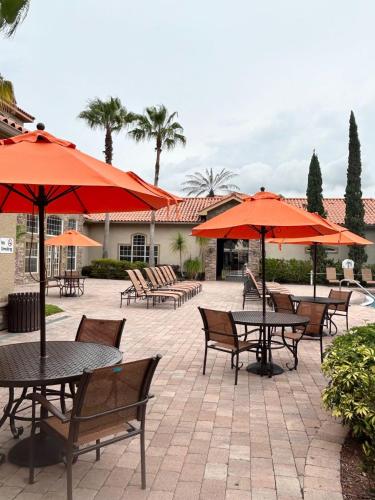 Tuscana Resort 2 Bedroom Condo Clubhouse Access 8 miles to Disney 2 Condo - photo 19