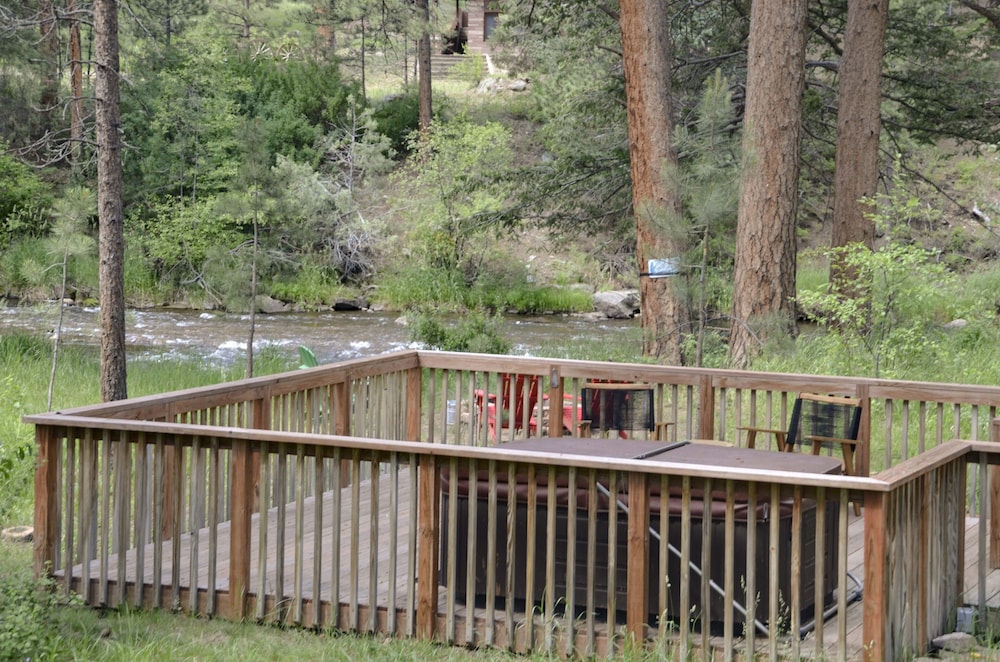 The Woolly Bugger Inn - photo 78