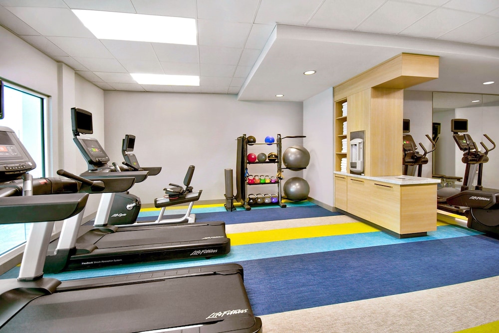 TownePlace Suites by Marriott Asheville West - photo 22