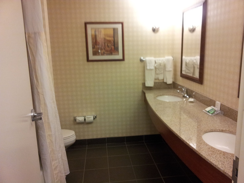 Hilton Garden Inn Manchester Downtown - photo 25