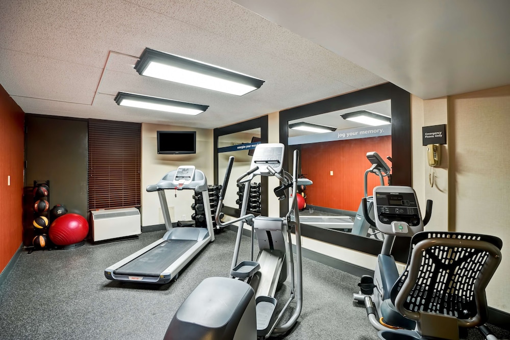 Hampton Inn Norfolk Naval Base - photo 28
