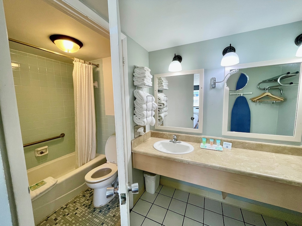 Buccaneer Inn - photo 70