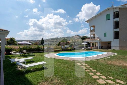 Homiday Residence Merope — 4-Star Luxury Hotel in Pineto, Italy