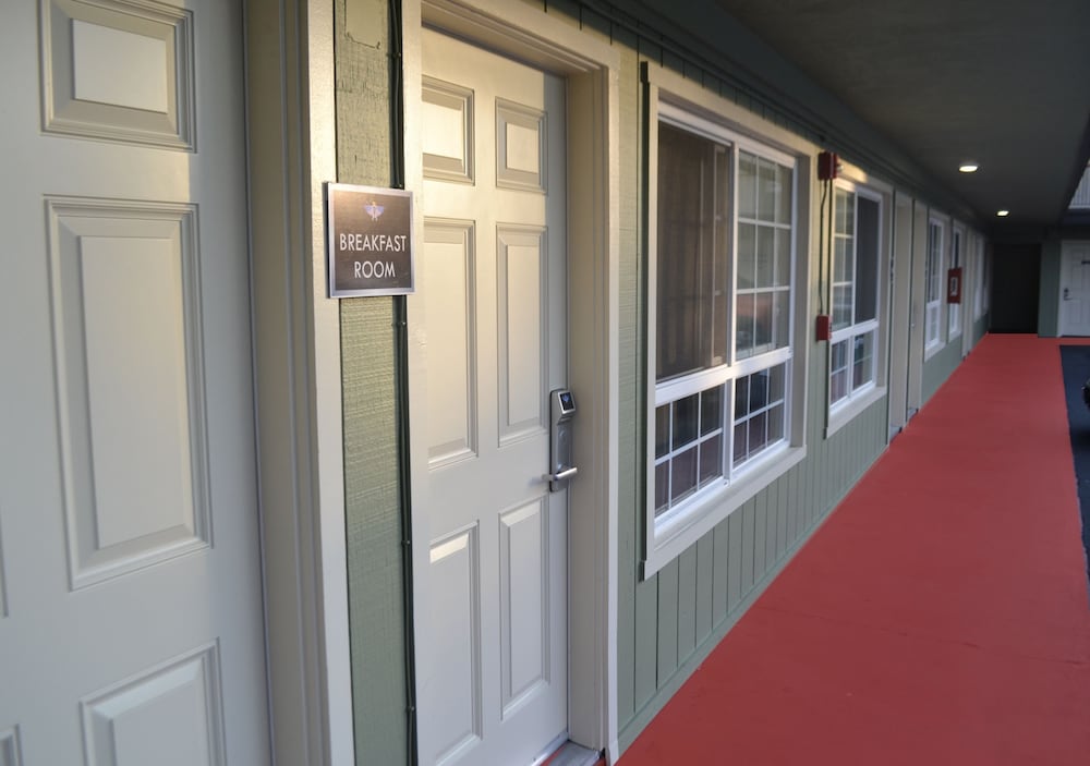 Thunderbird Lodge - photo 35