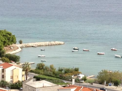 Apartments Zemunik — 4-Star Luxury Hotel in Omis, Croatia