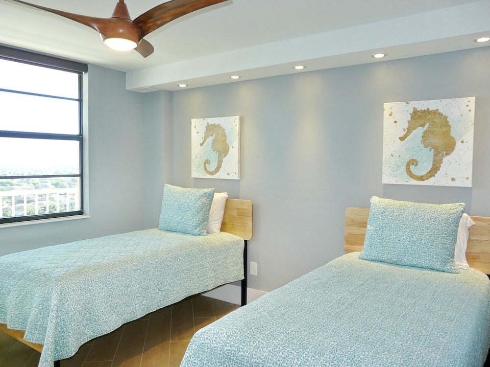 South Seas Tower 3 1202 - photo 16