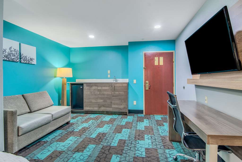 Clarion Pointe Wake Forest Raleigh North - photo 20