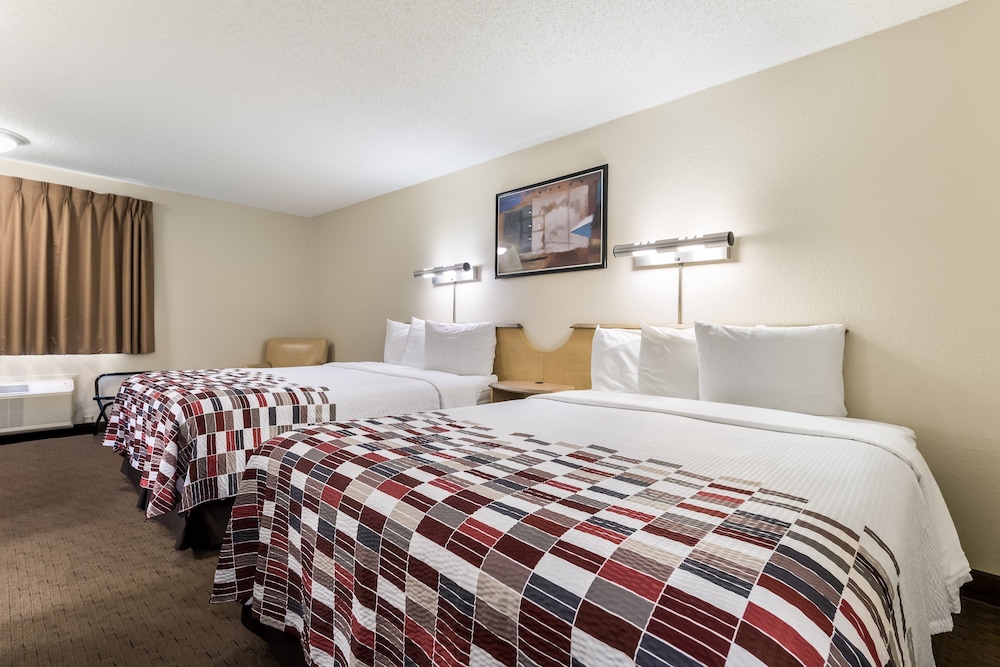 Red Roof Inn Cleveland Airport Middleburg Heights - photo 8