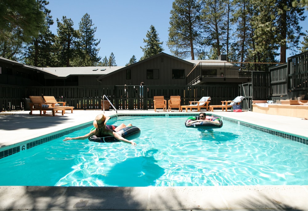 The Coachman Hotel - photo 84