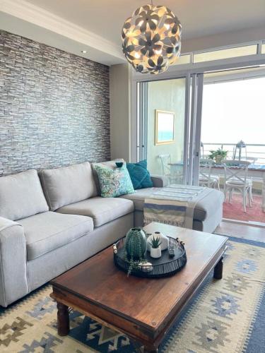 Portico 705