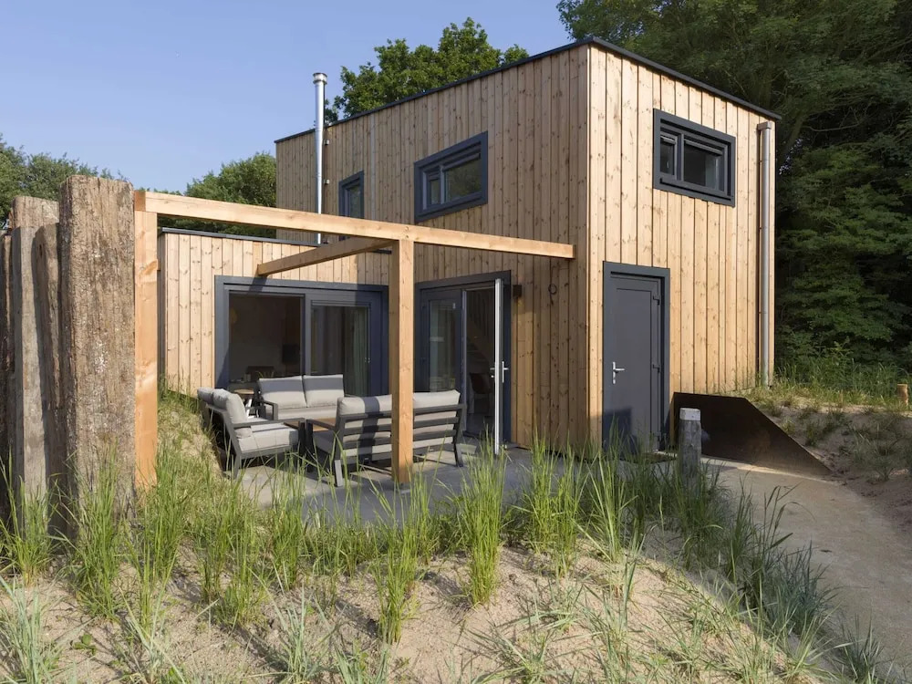Lodge in Vlissingen Near North Sea Beach — 4-Star Luxury Hotel in Vlissingen, Netherlands