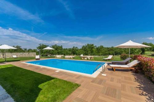 Apartment in Porec Istrien 43262 — 4-Star Luxury Hotel in Porec, Croatia