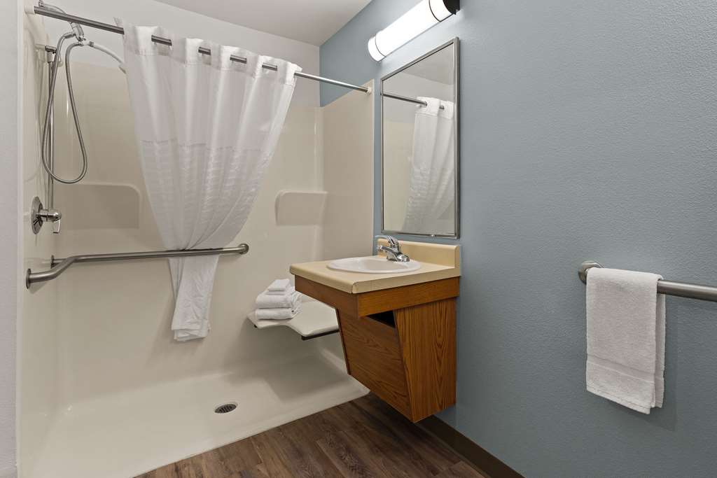 WoodSpring Suites Augusta Fort Eisenhower - photo 18