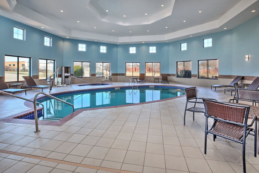 Holiday Inn Express & Suites Duncan by IHG - photo 31