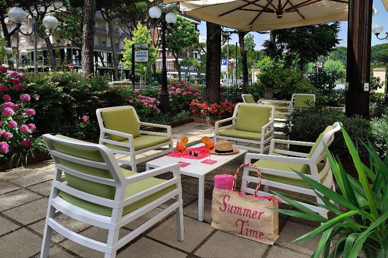 Hotel Suisse - last minute hotel in Cervia