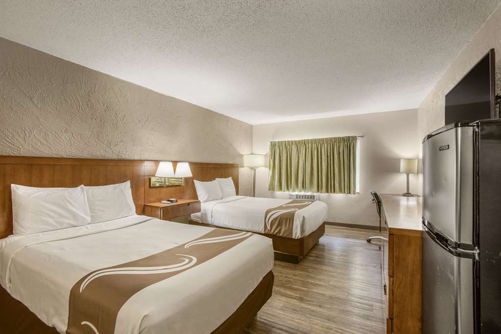 Rodeway Inn & Suites Grand Rapids Southeast - photo 14