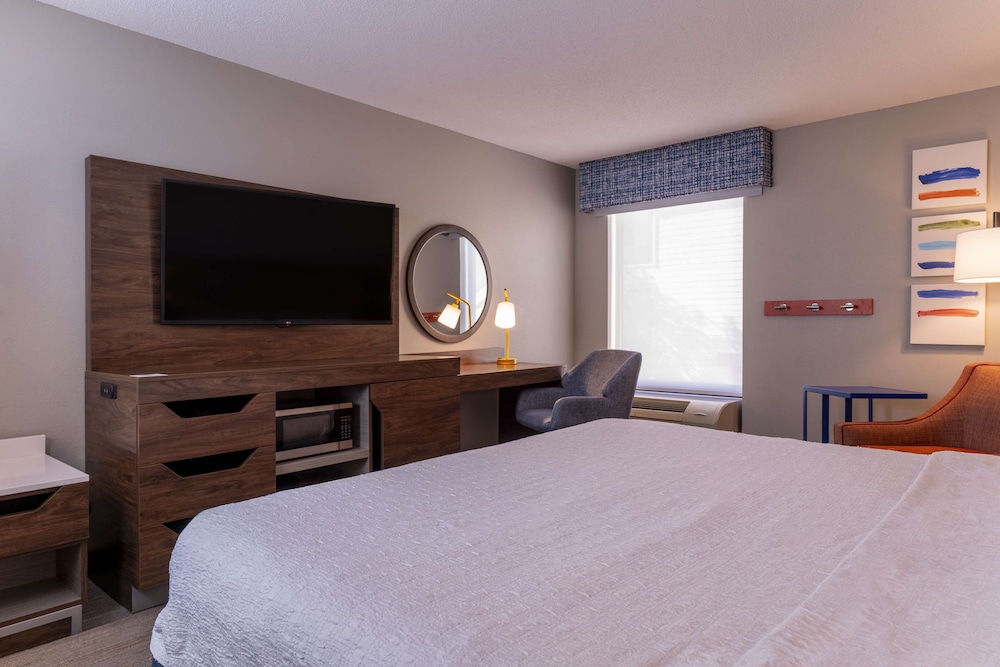 Hampton Inn & Suites St. Louis Chesterfield - photo 23