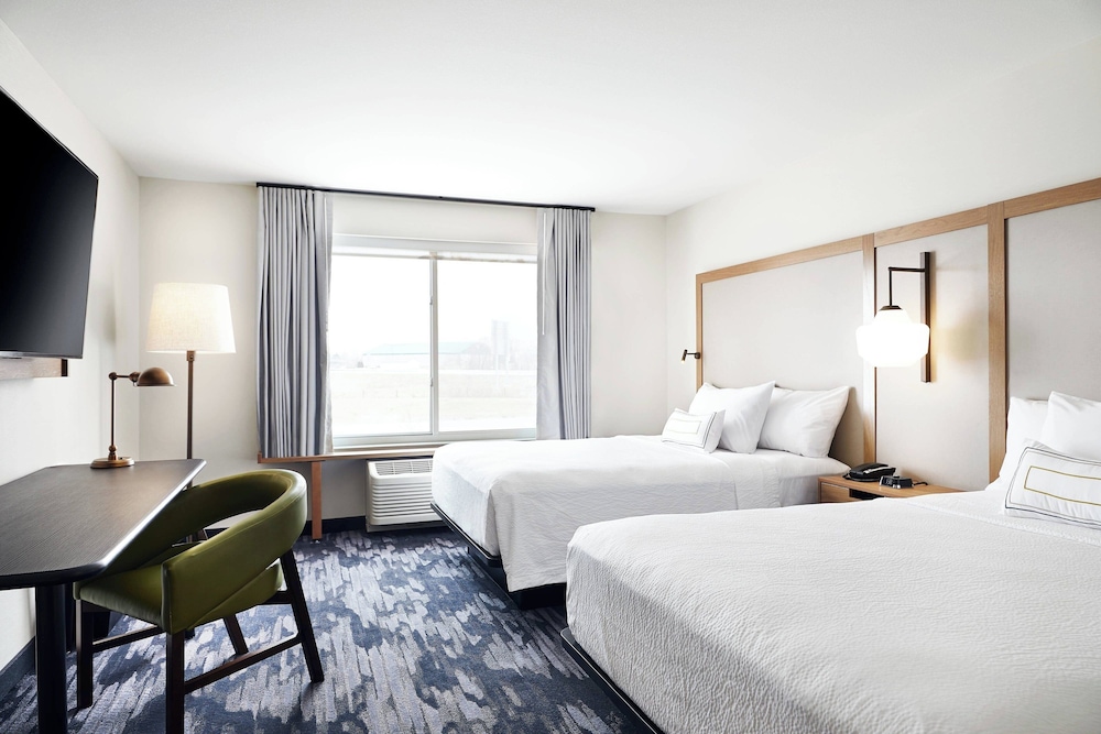 Fairfield Inn & Suites by Marriott Sheboygan - photo 7