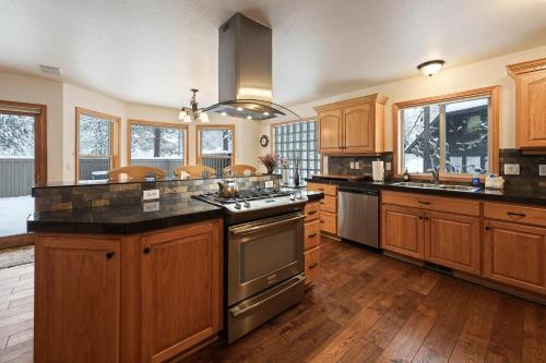 9 Hoodoo - photo 2